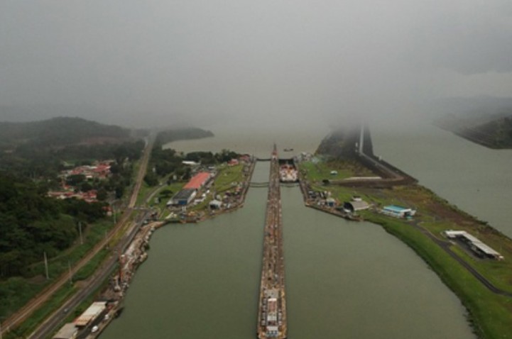 ORMUZ Y CANAL DE PANAMÁ