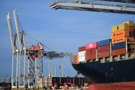 Barco portacontenedores