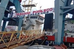 dragado de la ANP en el puerto