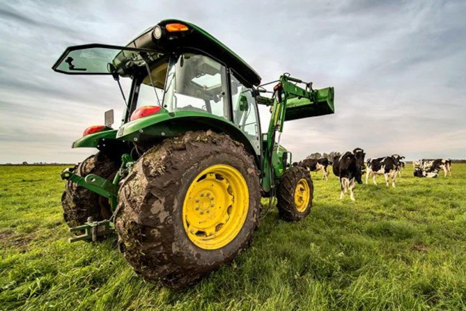 tractor 1